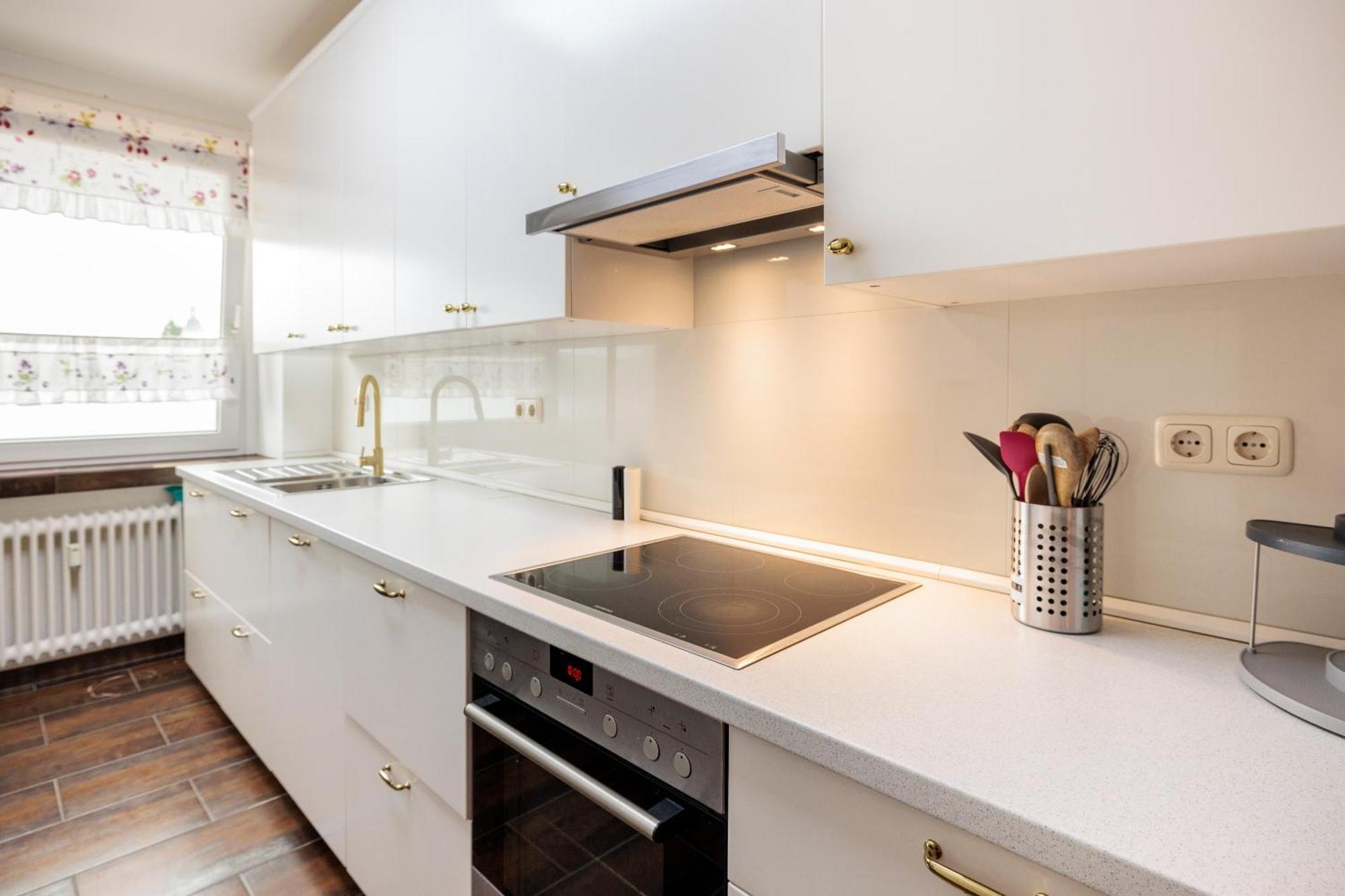 86Qm - 3 Rooms - Central - Rhm Apartments Hannover Bagian luar foto