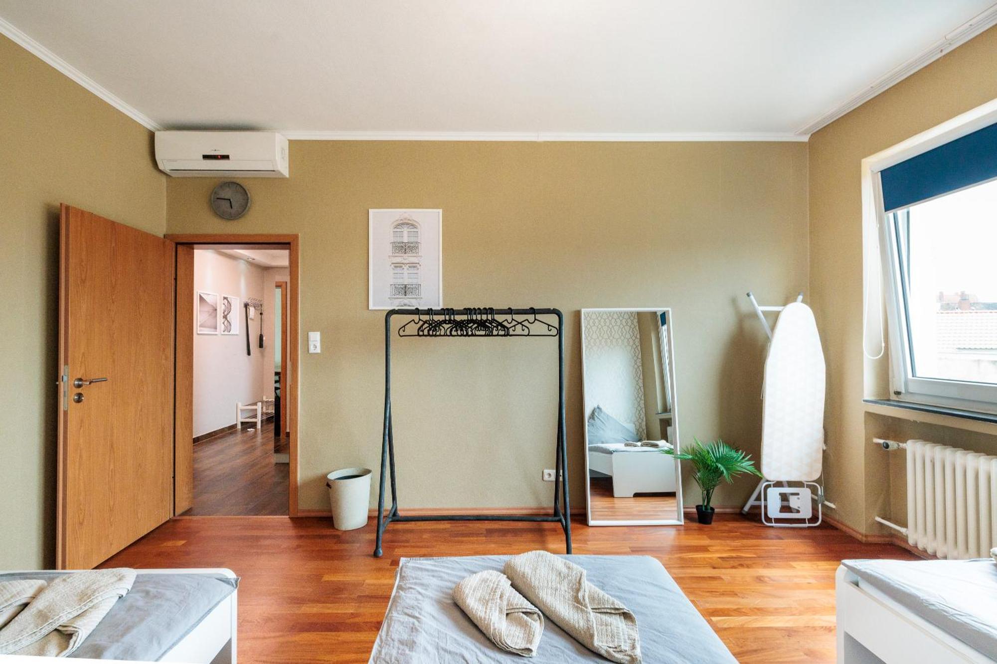 86Qm - 3 Rooms - Central - Rhm Apartments Hannover Bagian luar foto